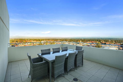 Glenelg Skyline Penthouse - Accommodation Search 39