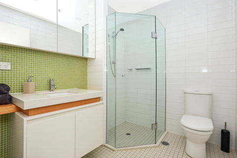 Glenelg Skyline Penthouse - Accommodation Search 41