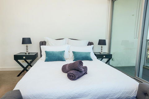 Glenelg Skyline Penthouse - Accommodation Search 20