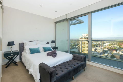 Glenelg Skyline Penthouse - Accommodation Search 19
