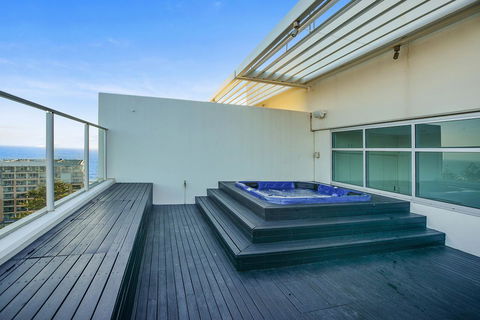 Glenelg Skyline Penthouse - Accommodation Search 16