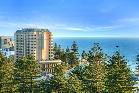 Glenelg Skyline Penthouse - Accommodation Search 37