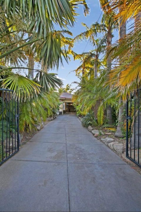 The Palms - Accommodation Search 6