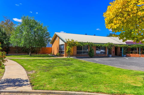 Country Roads Motor Inn Naracoorte - Accommodation Search 13