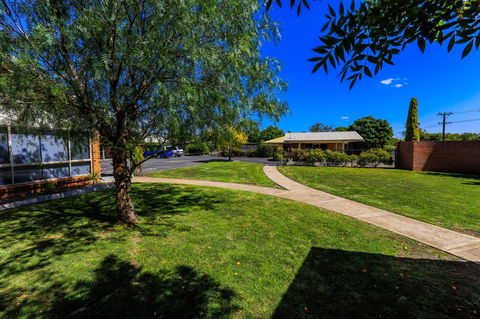 Country Roads Motor Inn Naracoorte - Accommodation Search 39