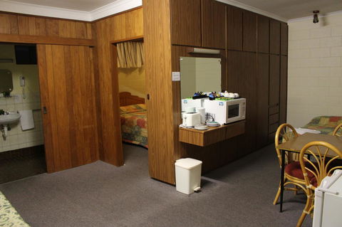 Island Motel Kingscote - Accommodation Search 9
