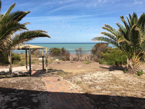 Shangri La Moonta Bay - Accommodation Search 5
