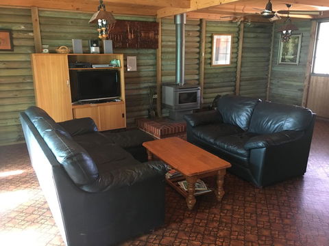 Shangri La Moonta Bay - Accommodation Search 8