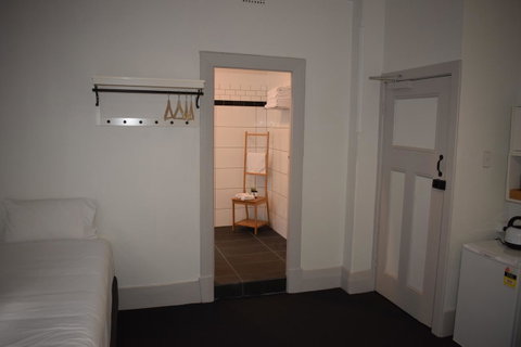 Ambassadors Hotel - Accommodation Search 19