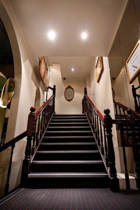 Ambassadors Hotel - Accommodation Search 28