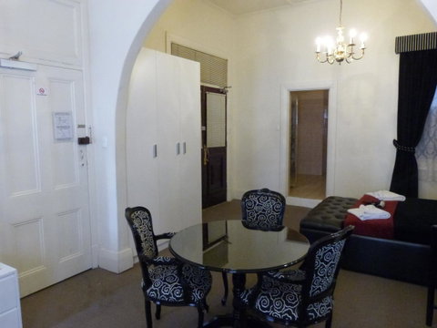 Ambassadors Hotel - Accommodation Search 44