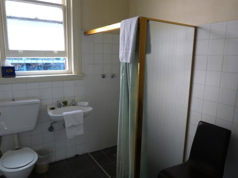 Ambassadors Hotel - Accommodation Search 14