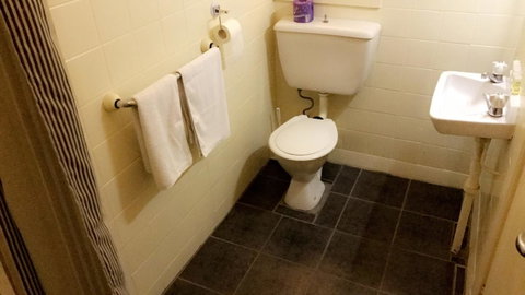 Ambassadors Hotel - Accommodation Search 41