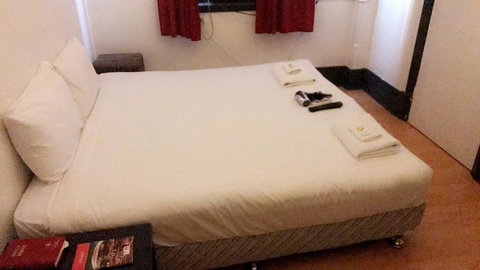 Ambassadors Hotel - Accommodation Search 42