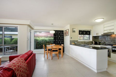City One Apartment - Accommodation Search 1
