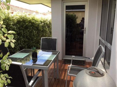 City One Apartment - Accommodation Search 7