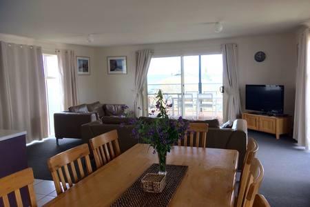 Bayview Beach House Apartment No 1 - Accommodation Search 11