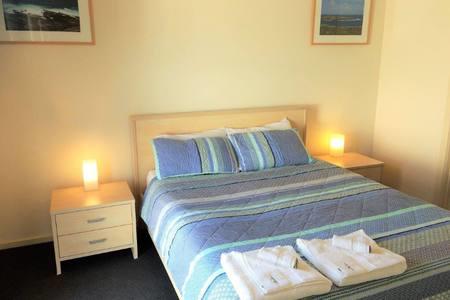 Bayview Beach House Apartment No 1 - Accommodation Search 6
