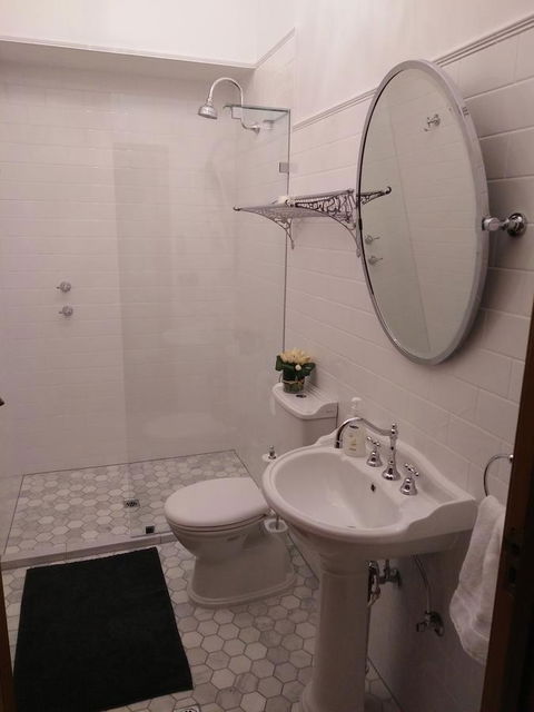 Grand Bluestone Mansion - Accommodation Search 15