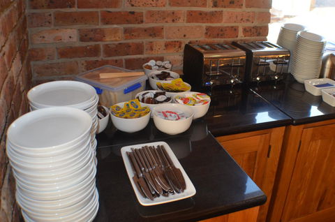 Deer Park Motor Inn Armidale - Accommodation Search 15