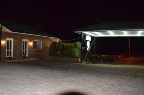 Deer Park Motor Inn Armidale - Accommodation Search 17