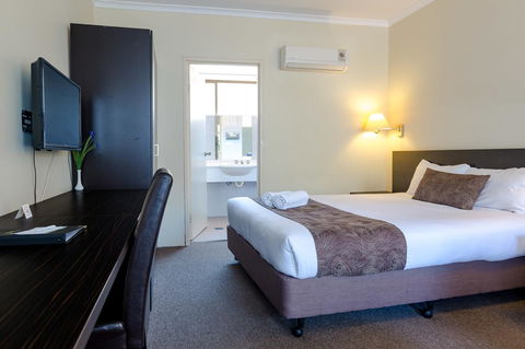 Abcot Inn - Accommodation Search 10