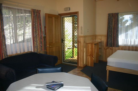 Millicent Hillview Caravan Park - Accommodation Search 25