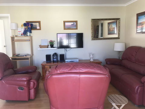 Boomerang Beach House - Accommodation Search 5