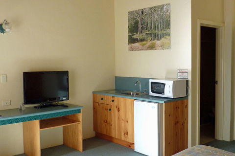 Coonawarra Place Motor Inn - Accommodation Search 16