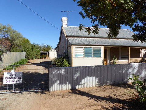 Andy\'s Accommodation - Accommodation Search 2