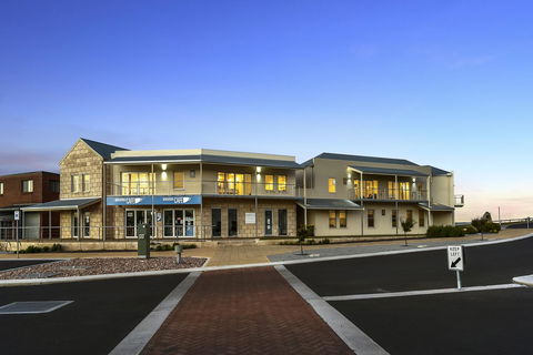 Robe Marina Accommodation - Accommodation Search 20