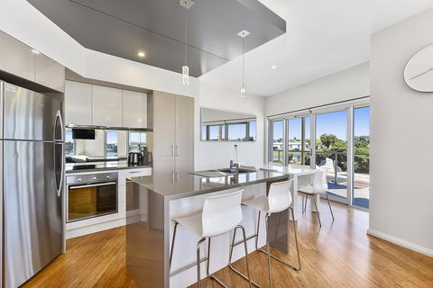 Robe Marina Accommodation - Accommodation Search 21