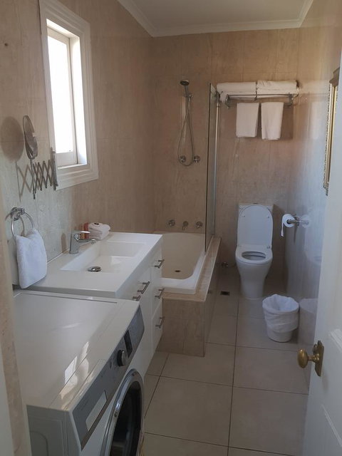 Hammond Apartments - Accommodation Search 10