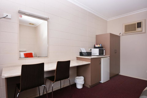 Motel Poinsettia - Accommodation Search 6