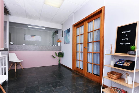 Motel Poinsettia - Accommodation Search 1