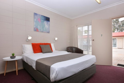 Motel Poinsettia - Accommodation Search 29