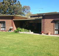 Hilltop Escape - Accommodation Search