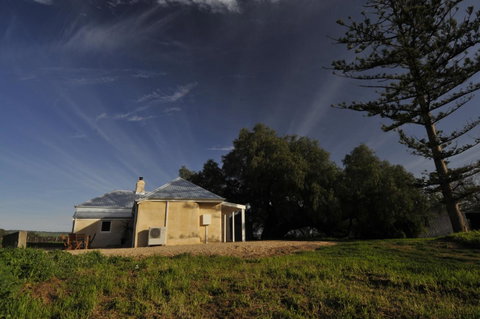 Peppermint Farm Cottage - Accommodation Search 3