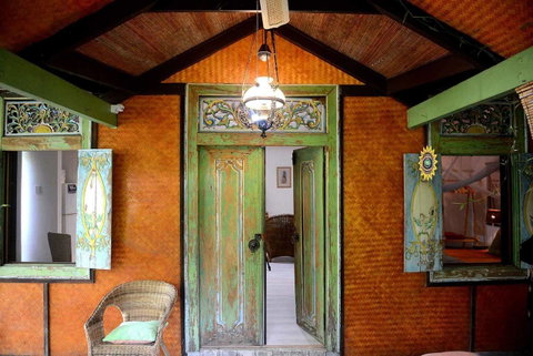 The Lotus Eater - Accommodation Search 4