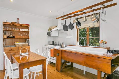Aldgate Creek Cottage Bed And Breakfast - Accommodation Search 5