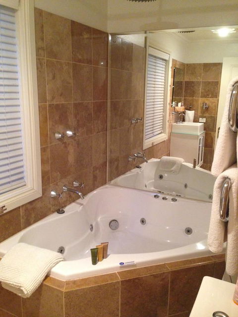 Aldgate Creek Cottage Bed And Breakfast - Accommodation Search 15