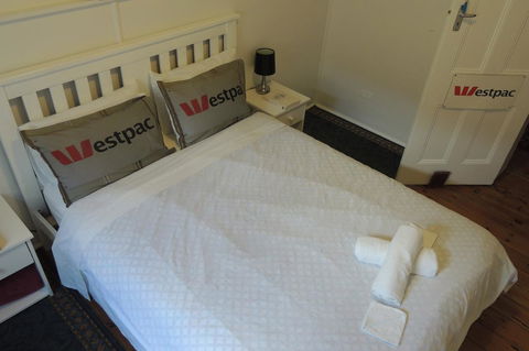 Wozza's B&B - Accommodation Search 37