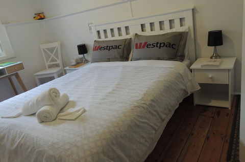 Wozza's B&B - Accommodation Search 38
