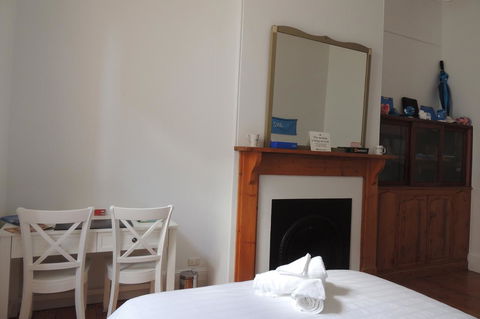 Wozza's B&B - Accommodation Search 29