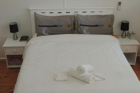 Wozza's B&B - Accommodation Search 20