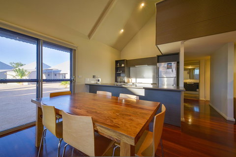 Exmouth Escape Resort - Accommodation Search 7