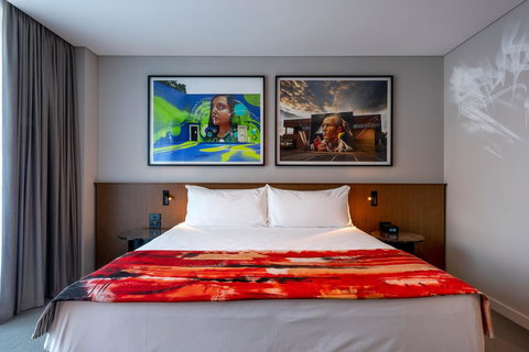 The Adnate Perth - Art Series - Accommodation Search 16