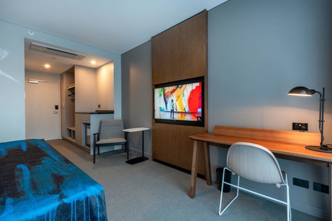 The Adnate Perth - Art Series - Accommodation Search 12