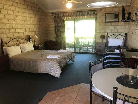 Karri Forest Motel - Accommodation Search 8