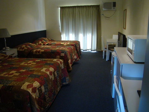 Dunsborough Central Motel - Accommodation Search 12